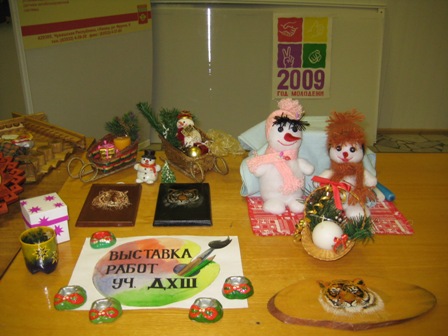 В Канашской Детской художественной школе состоялся торжественный вечер, посвященный вручению свидетельств об окончании школы