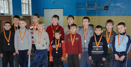 В городе Канаш прошло первенство АУ "ФСК "Локомотив" по вольной борьбе среди юношей