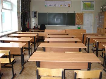 10:14 В рамках реализации национального проекта «Образование»  Красночетайская школа получила  комплект мебели для начальных классов