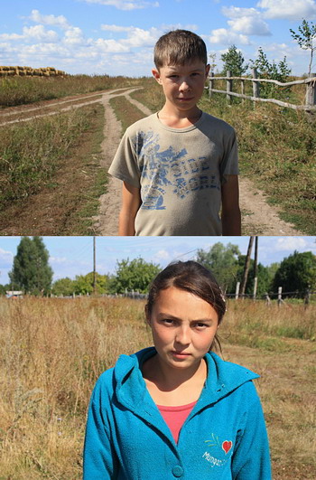 Трудоустроившись через центр занятости населения Красночетайского района,  подростки на каникулах оказывают посильную помощь родному колхозу