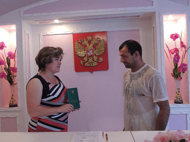 В отделе ЗАГС администрации Красночетайского района  зарегистрирован 80-ый новорожденный 2012 года