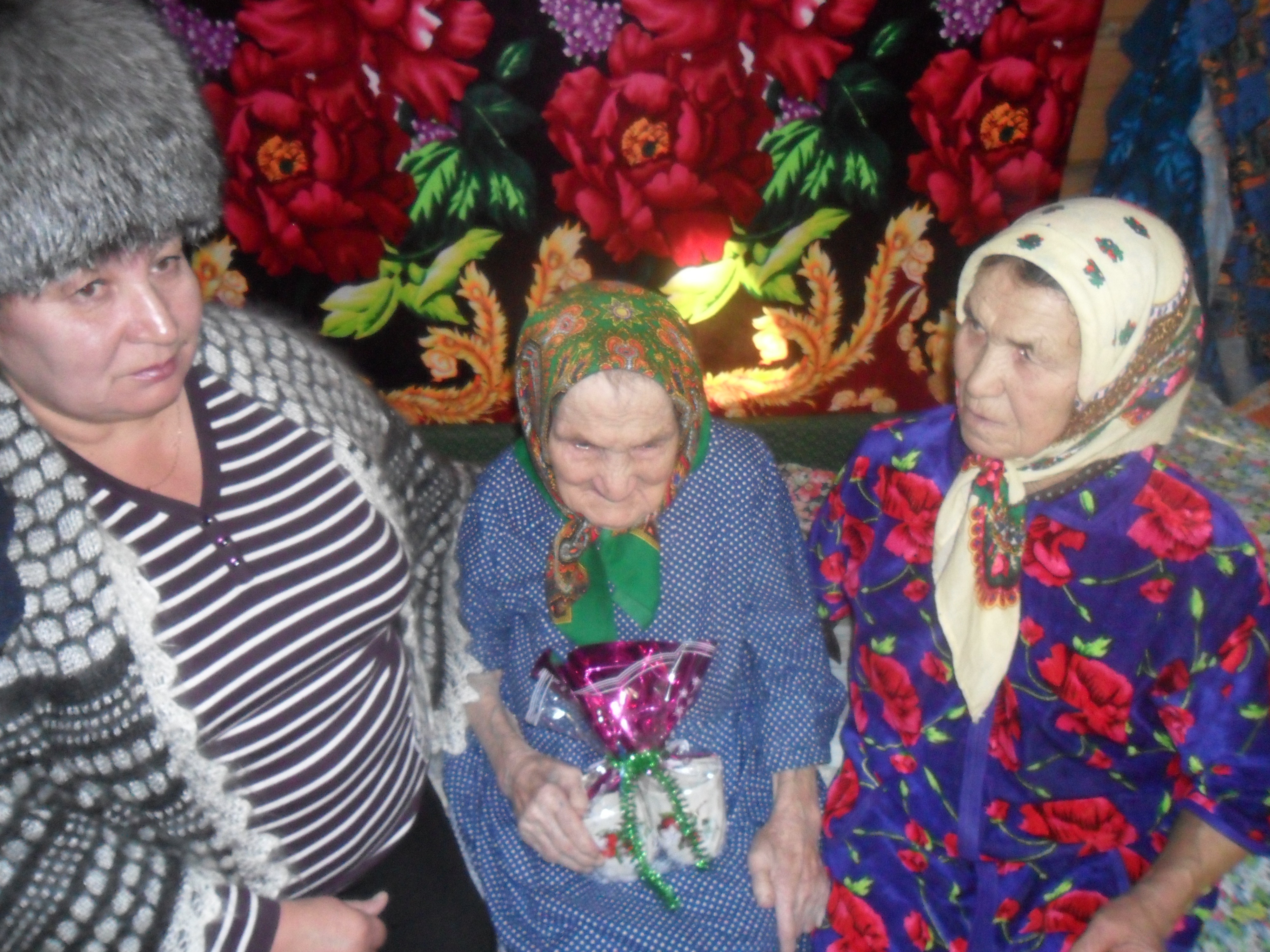 Жительнице Красночетайского района Е. Тунейкиной исполнилось 99 лет
