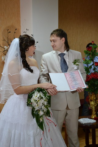 В с. Порецкое состоялась первая регистрация брака 2013 года
