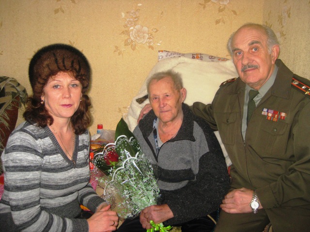 Новости поселений: житель села Порецкое - участник Сталинградской битвы принимал гостей и поздравления