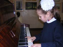 Маленькая пианистка из Порецкого покорила родину Чайковского