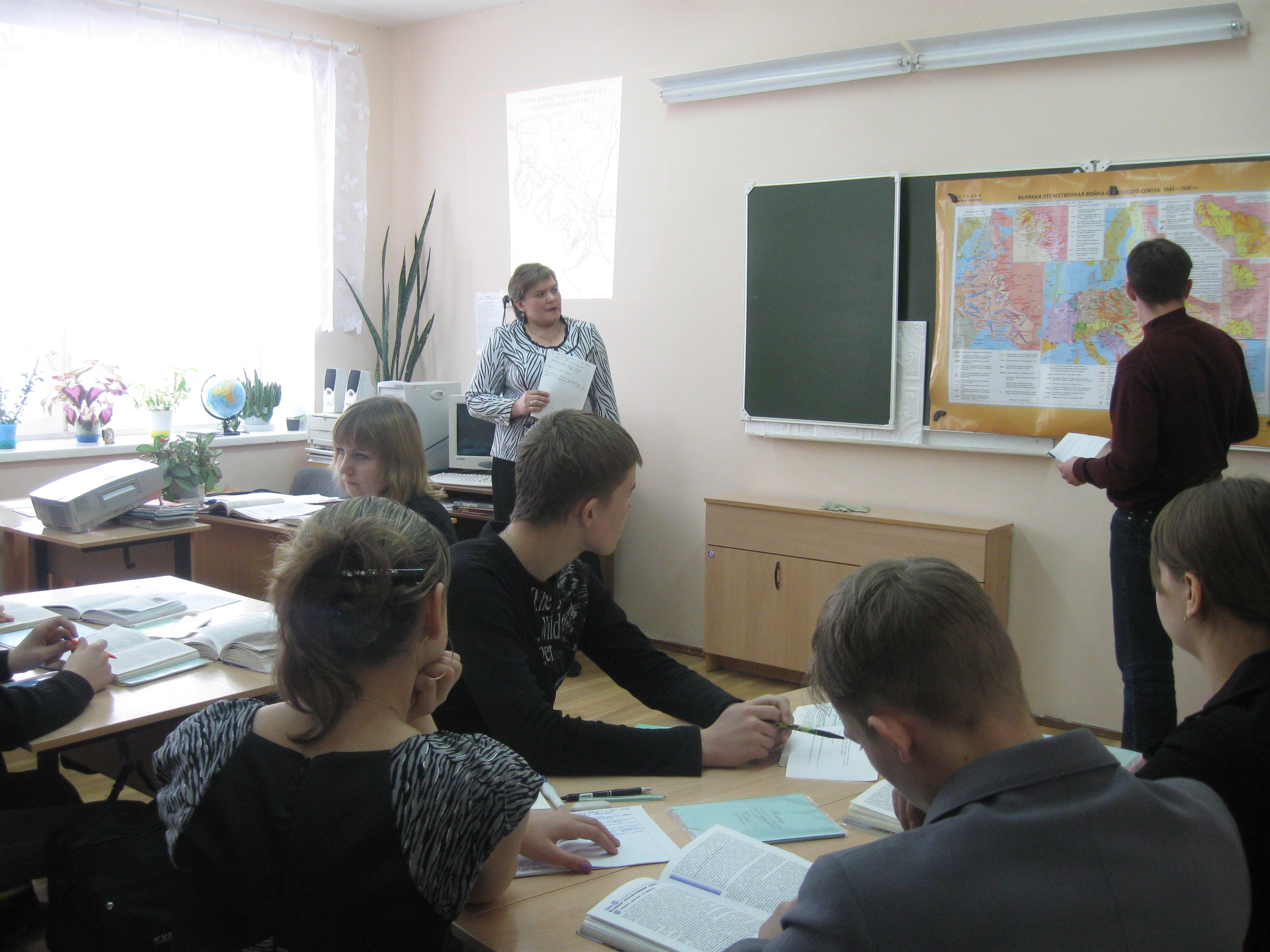 Тема семинара - организация воспитательной работы, направленной  на подготовку к 65-летию Победы в Великой Отечественной войне