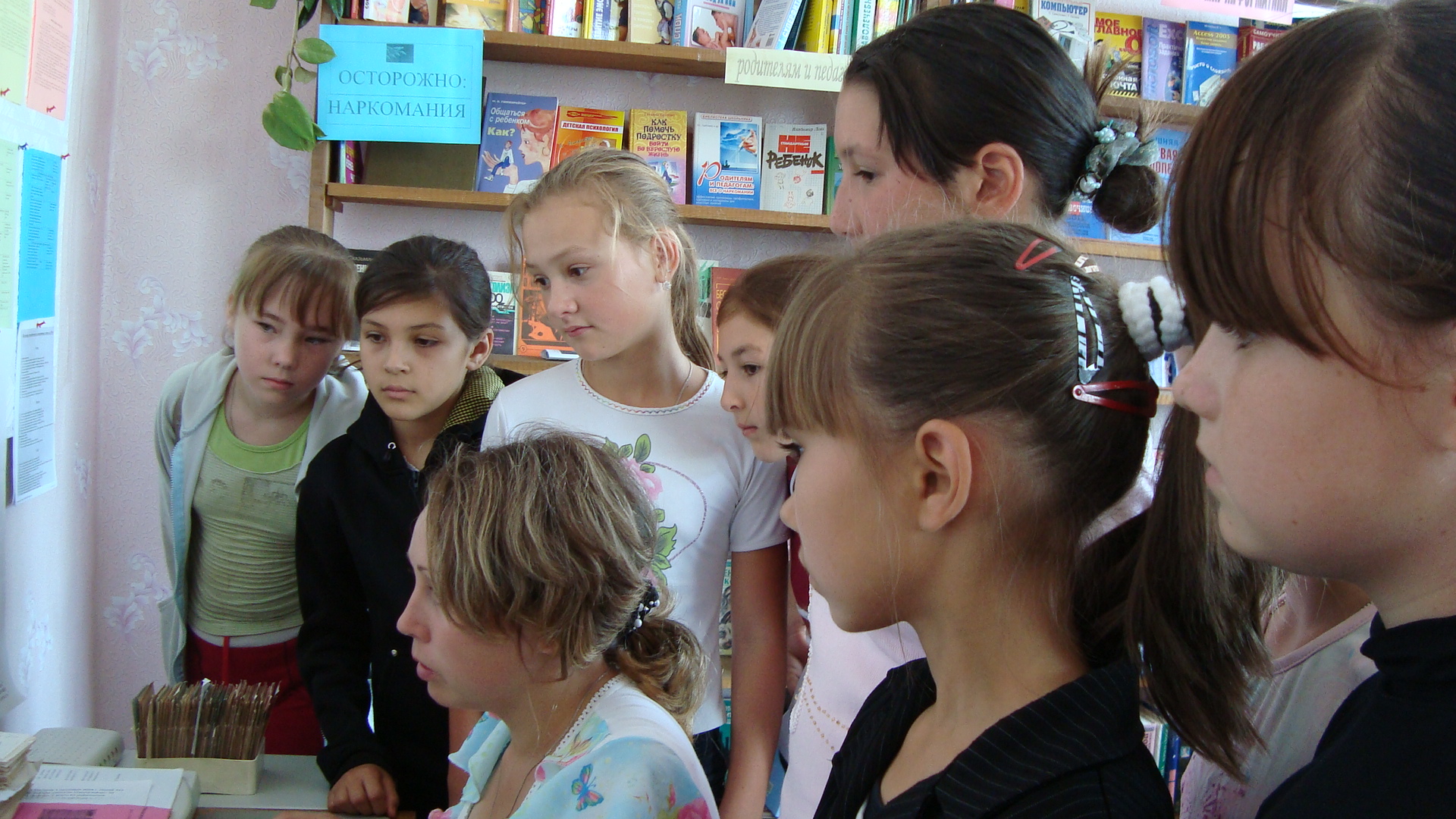 В   Мусирминской сельской библиотеке проведен час памяти  А.Г. Николаева