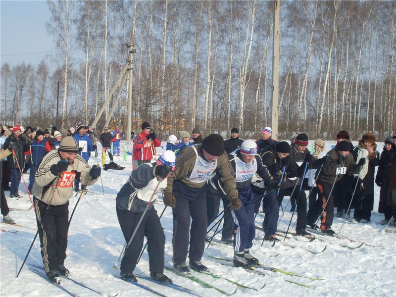 На лыжне - педагогические работники района
