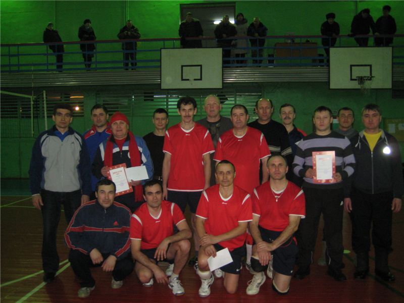 Состоялся районный турнир по волейболу среди мужчин старше 30 лет на призы главы КФХ Иванова В.А.