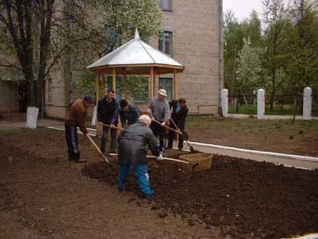 В рамках месячника «Дни защиты от экологической безопасности и благоустройству территорий населенных пунктов»