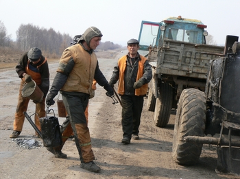 В Урмарском районе ведется ямочный ремонт участков республиканских автодорог