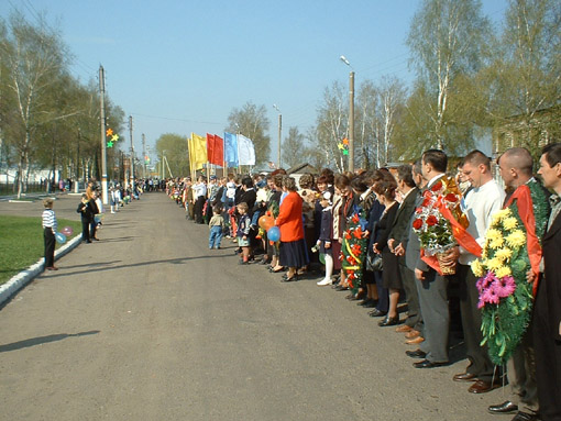 Парад Победы прошел по центральной улице села Шемурша