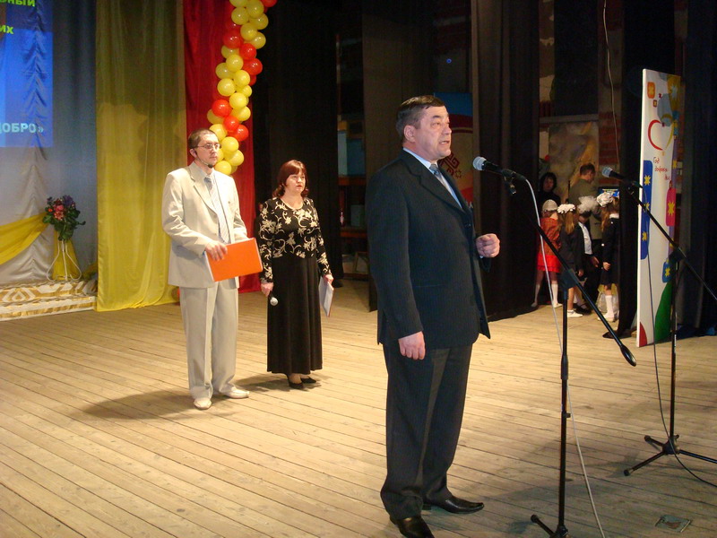 15:06 В Шемуршинском районе состоялся фестиваль «Семья – начало всех начал!»