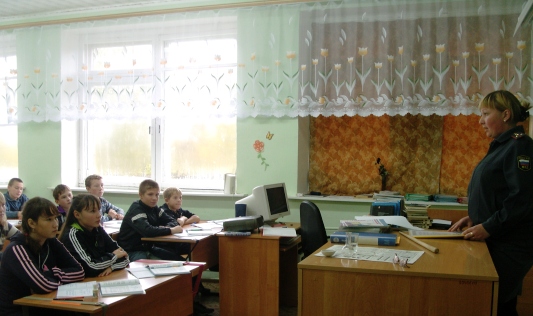 В Бичурга-Баишевской школе прошла беседа с учащимися на тему «Подросток и закон»