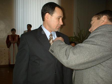 19:14 В Шемурше чествовали передовиков сельского хозяйства