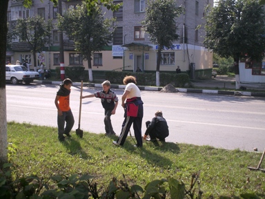 Приятно будет встретить праздник в чистом городе!