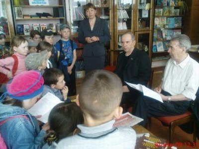 Известный чувашский писатель Юхма Мишши побывал в гостях у Юманайских школьников