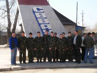 Вертолетчики продемострировали боевую выучку десантирования и высший пилотаж