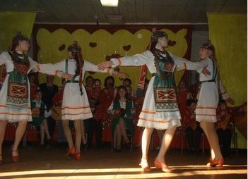 В Саланчикской школе Шумерлинского района прошел детский фестиваль фольклора «Перепёлочка»
