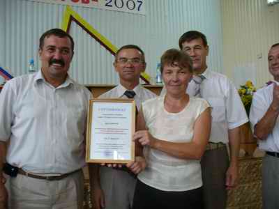 Трем школам выданы сертификаты на получение гранта главы администрации Шумерлинского района