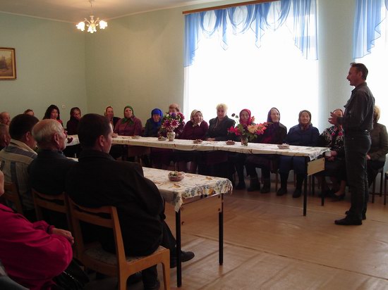 В селе Туваны Шумерлинского района за чашкой чая прошла теплая встреча ветеранов.