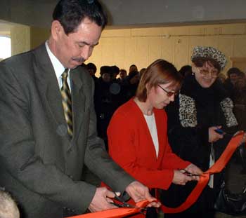 16:35 Сегодня в д. Ойкас Асламассы Ядринского района состоялось открытие модельной библиотеки