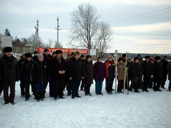 15:33 В Ядрине прошла «Лыжня России - 2005» среди работников сельских администраций и СХПК