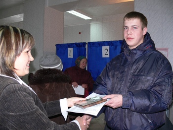 15:30 Молодые избиратели Ядринского района принимают активное участие в выборах