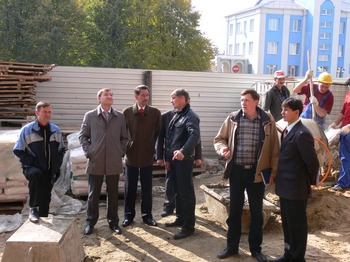 10:00 ФСК в г.Ядрин: министр и глава проверили качество и темпы работ строителей