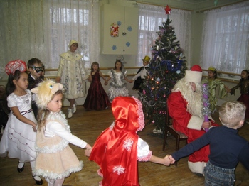 Во всех образовательных учреждений Ядринского района прошли новогодние елки