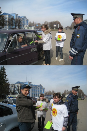 Лидеры Ядринского района организовали добровольческие акции «Чистые дороги» и «Помоги девочке»