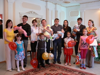 В Ядринском районе состоялся обряд торжественного наречения имени новых граждан