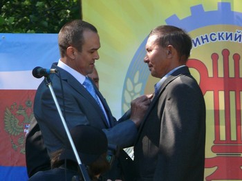 Передовики сельскохозяйственного производства Ядринского района удостоились заслуженных наград на празднике «Акатуй - 2011»
