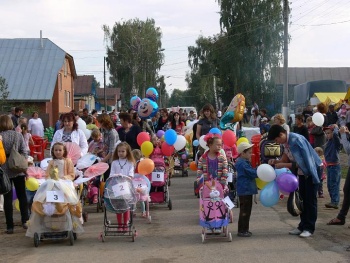 11:39 В День города Ядрина пройдет фестиваль детских и кукольных колясок и цветочных костюмов «Наше чудо»