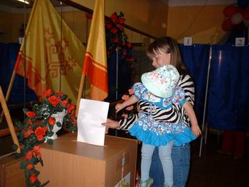 14:31 На 14:00 на выборах депутатов по Ядринскому округу проголосовало 23,45% избирателей