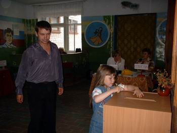 16:00 По Ядринскому одномандатному избирательному округу проголосовало 28,85% избирателей