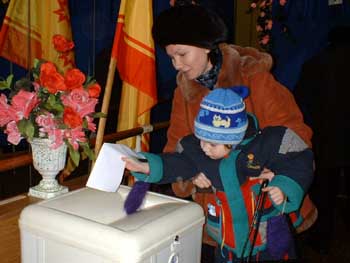 К 12 часам в Ядринском районе проголосовало 34,56 процентов избирателей
