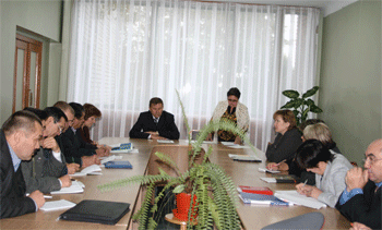 13:05_ Прошло заседание комиссии Яльчикского района по подготовке и проведению Всероссийской переписи населения 2010 года