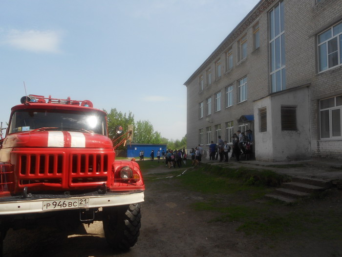 В с.Комсомольском провели тренировку по эвакуации