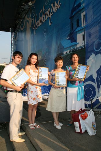 15:16 <FONT color=#0000FF><B>В День города Чебоксары были названы победители городских конкурсов</B></font>