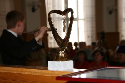 17:30 В столичной мэрии состоялась торжественная церемония награждения лауреатов премии «Общественное признание»-2009