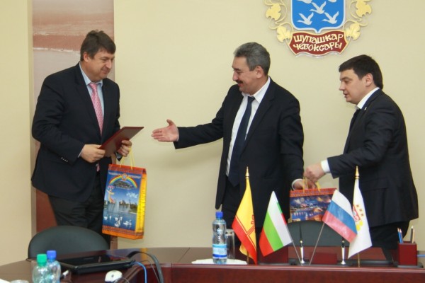 Болгары предлагают дружить