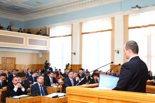 Глава администрации города Чебоксары Алексей Ладыков отчитался перед депутатами Чебоксарского городского Собрания