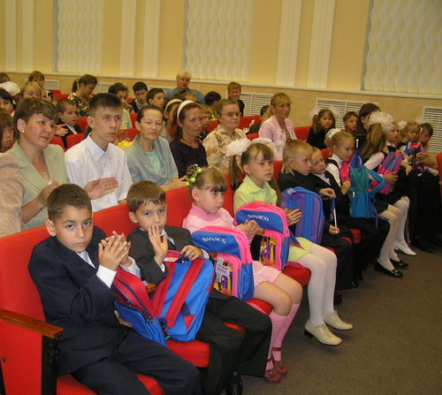 17:15 В Новочебоксарске прошел II этап благотворительной акции «Подарок к школе»