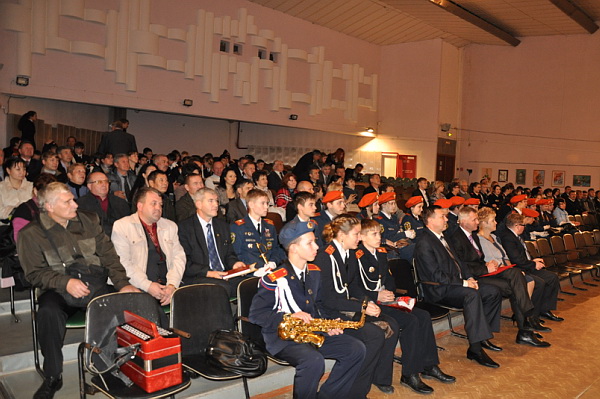 В Новочебоксарске состоялось тожественное собрание, посвященное 80-летию со дня образования гражданской обороны