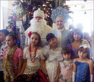 Новочебоксарские школьники побывали на новогодней елке главы администрации города