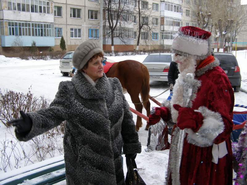 12:47 В Новочебоксарске прошел конкурс на лучшее новогоднее оформление подъезда
