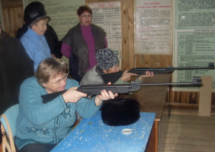 11:33 Ветераны Великой Отечественной войны города Новочебоксарска приняли участие в соревновании "Меткий стрелок"