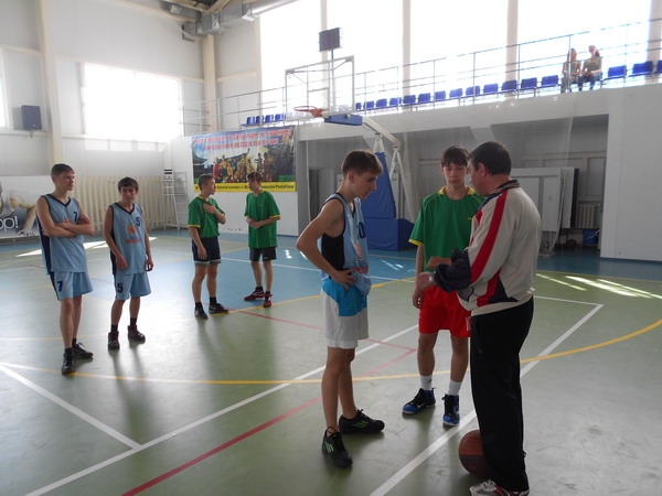 В Шумерле прошли соревнования школьников «Президентские спортивные игры»