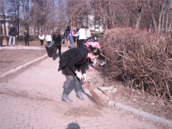 Экологический месячник: на улице Гладкова стало чище